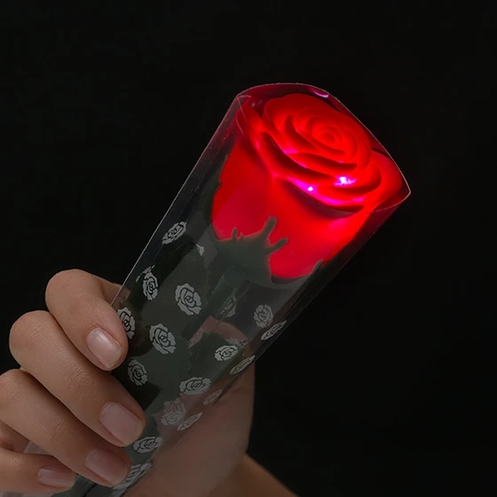 Κόκκινο τριαντάφυλλο με LED φωτισμό